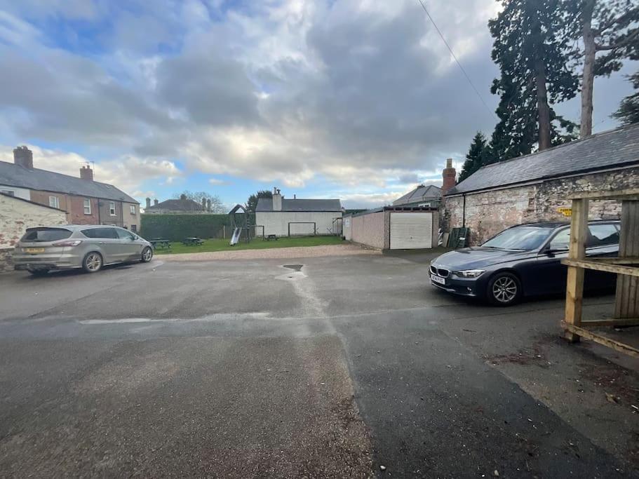 Vila Y Stabl 94A Denbigh Exteriér fotografie
